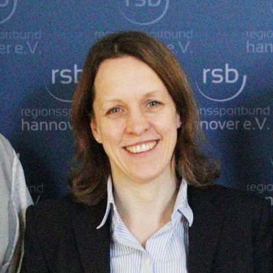 Anna-Janina Niebuhr, Geschäftsführer